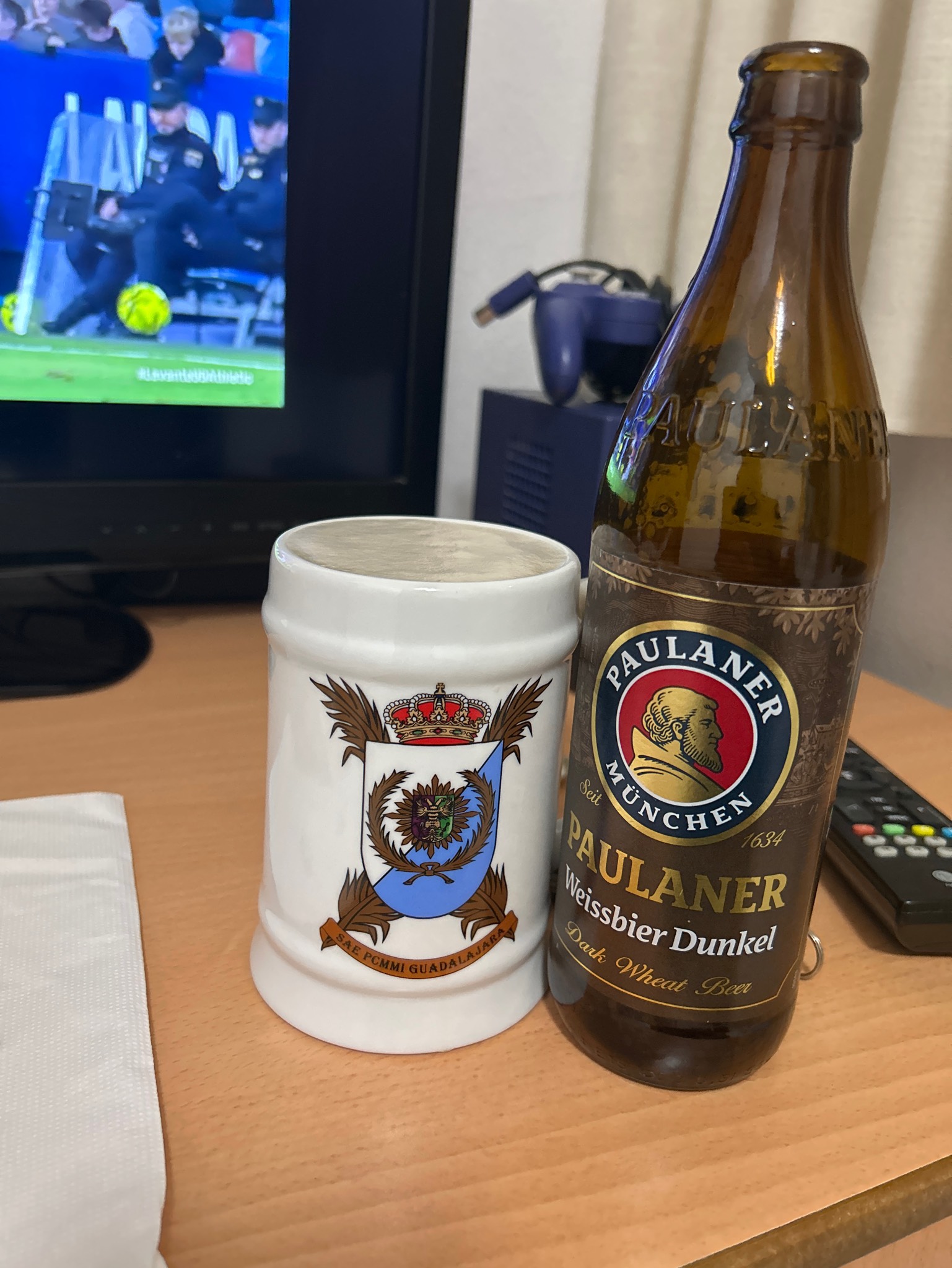 Paulaner Hefe-Weißbier Dunkel, Paulaner Brauerei