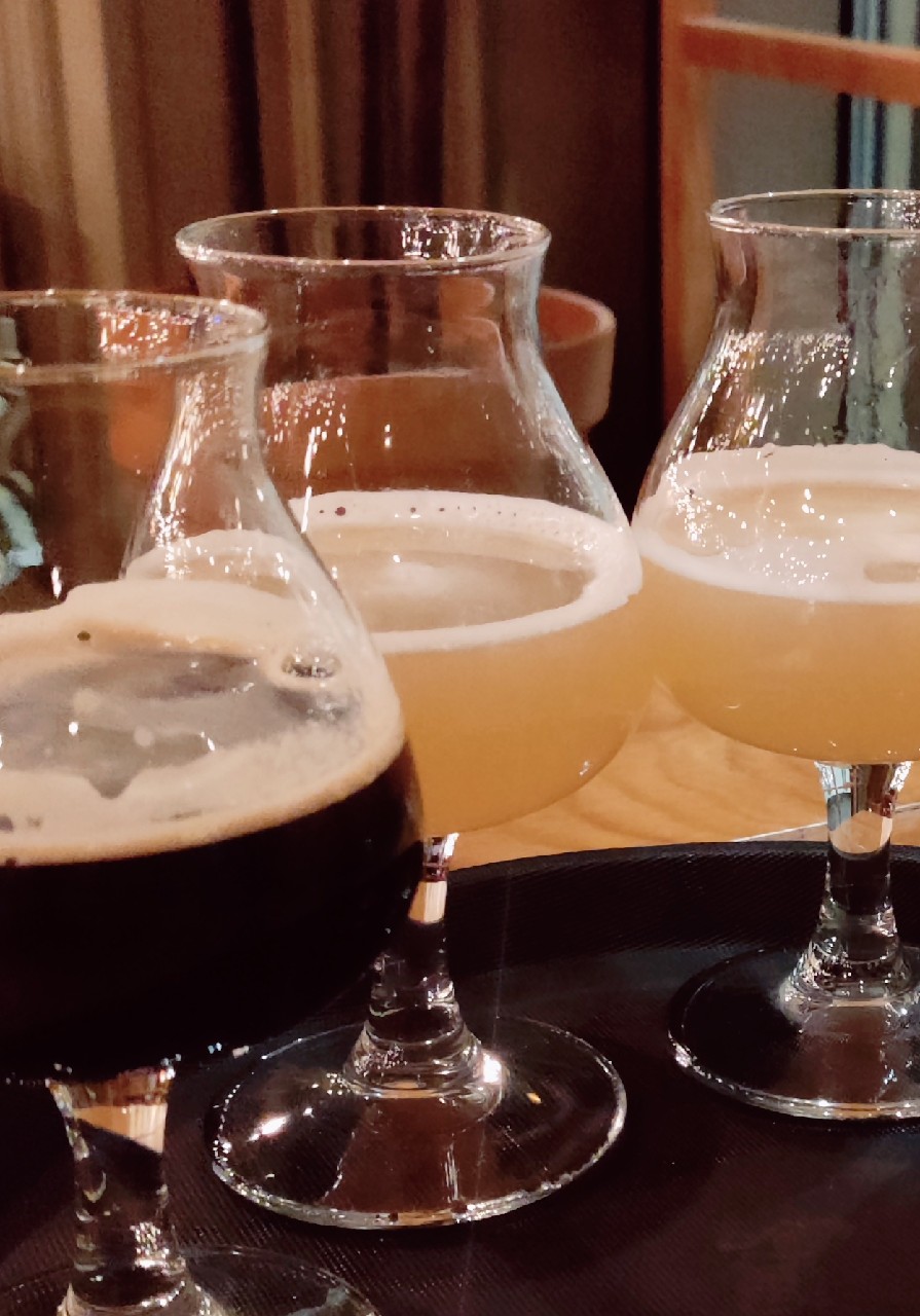 Images Fragmentées, Canada