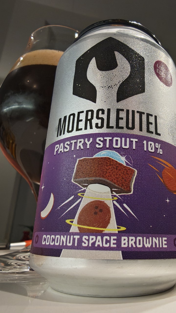 Coconut Space Brownie, Netherlands