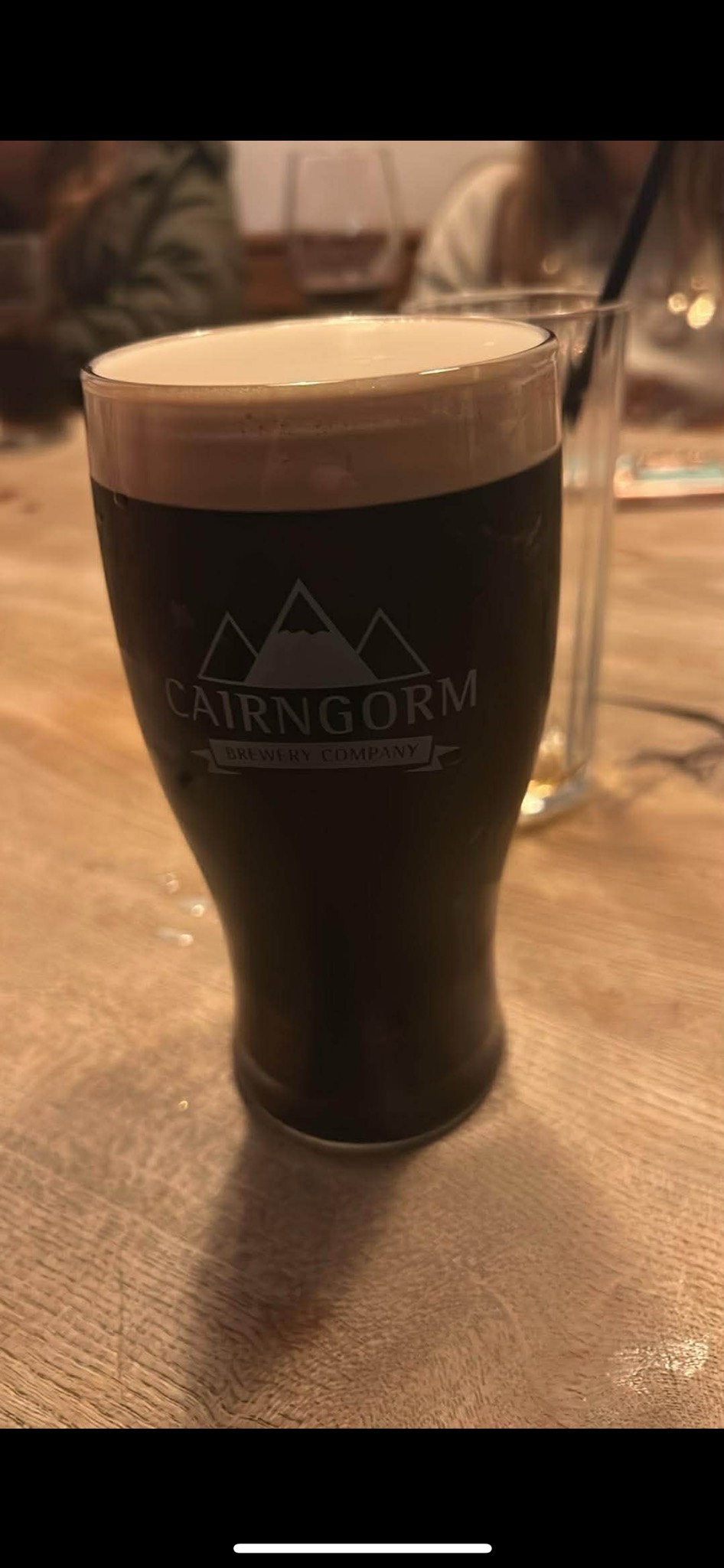 MacGregors Black and Gold Milk Stout, Cairngorm Brewery