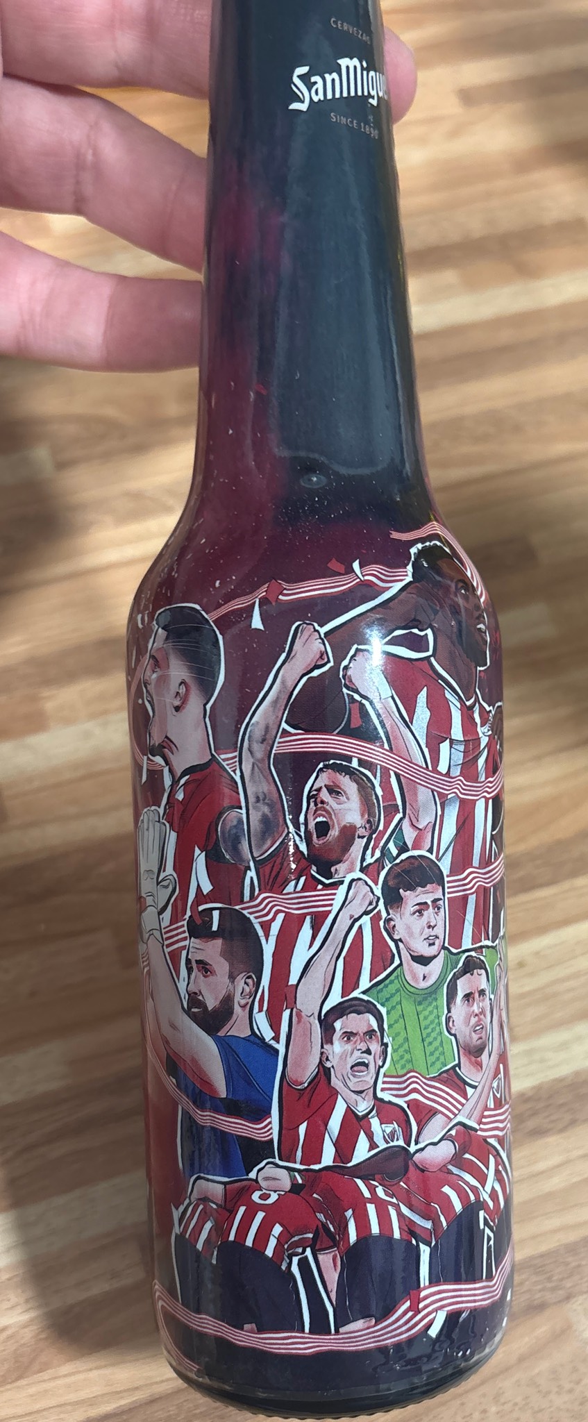 San Miguel Especial, San Miguel Spain (Grupo Mahou-San Miguel)