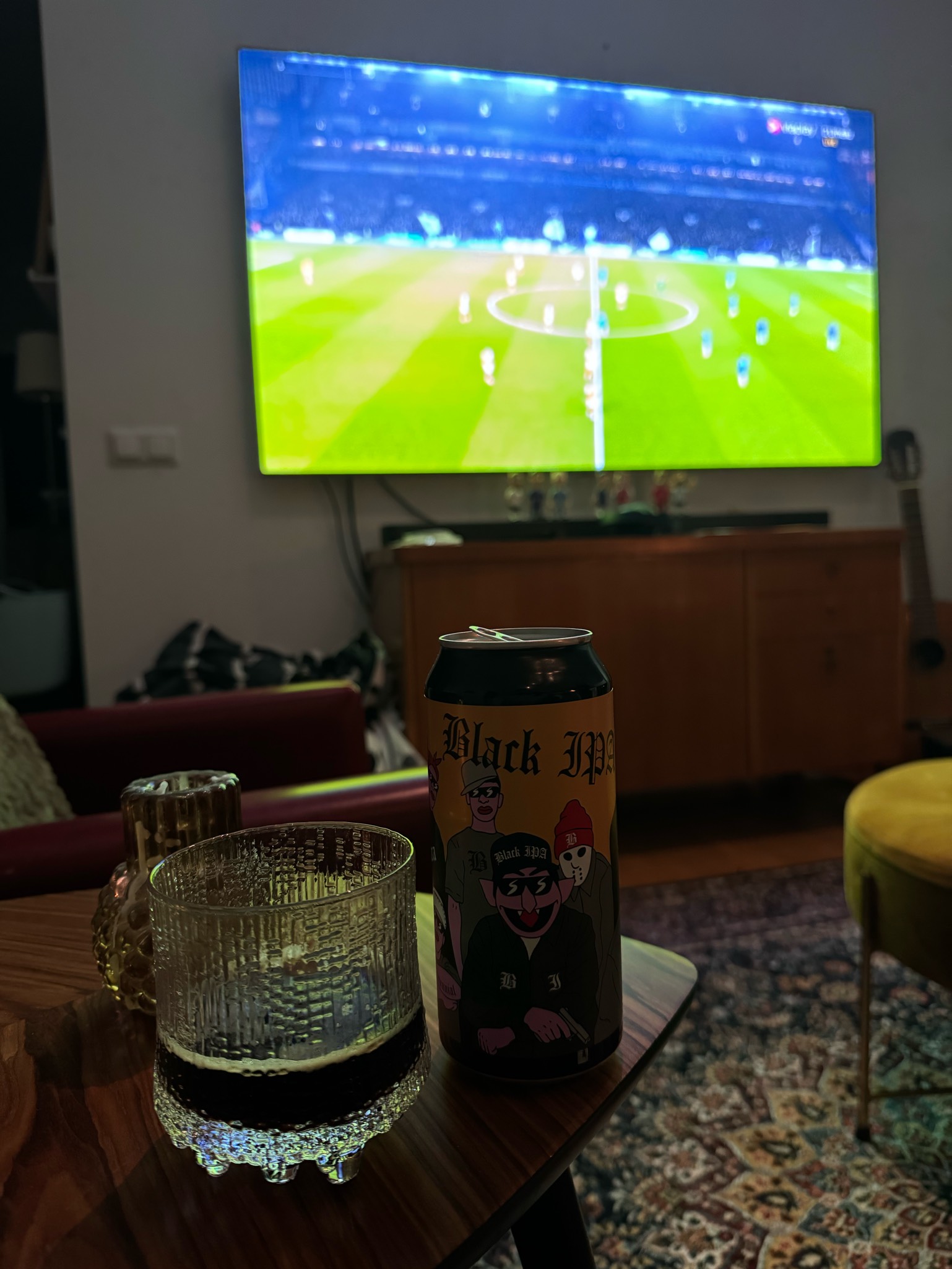 Ruumis Kreivi, Panimo HIMO