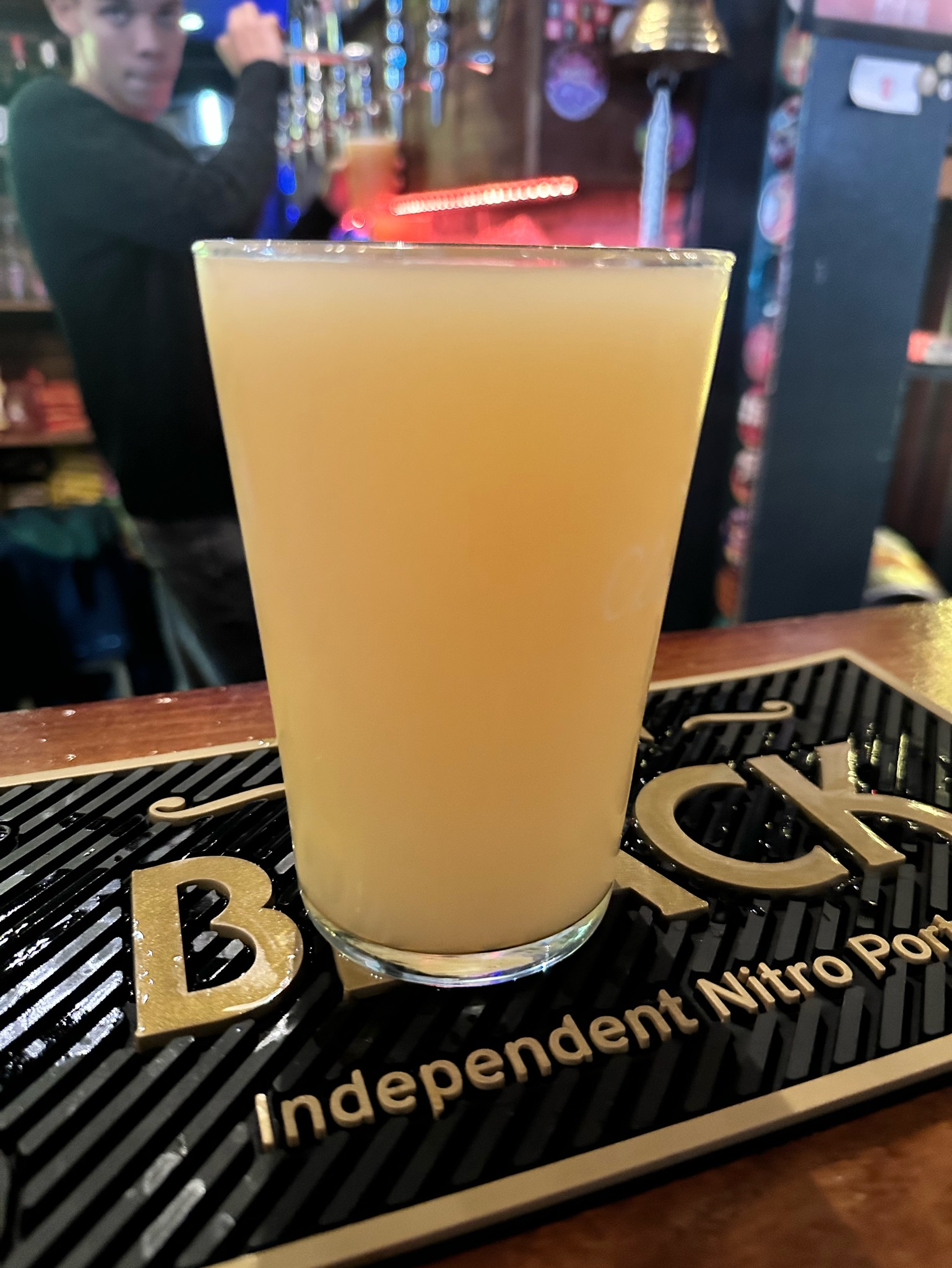 Monster Aquarium, Azvex Brewing Company