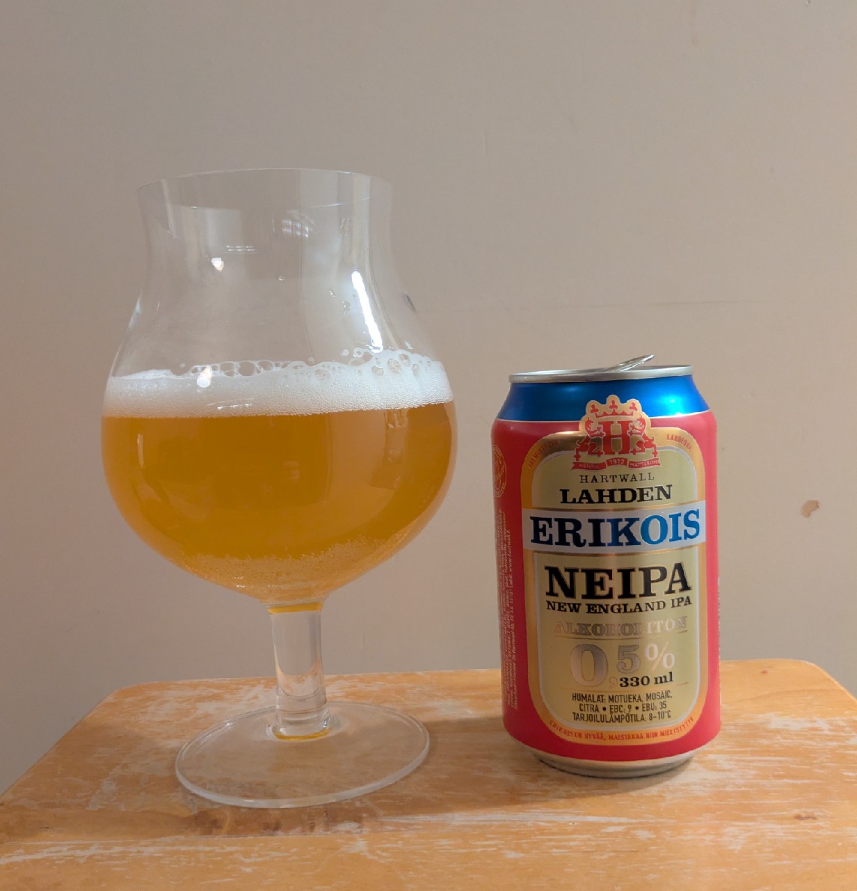 Lahden Erikois Alkoholiton NEIPA 0,5%, Finland