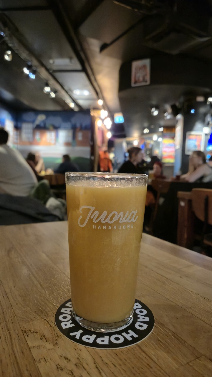 Fifty/Fifty - Passionfruit & Peach, Magic Road