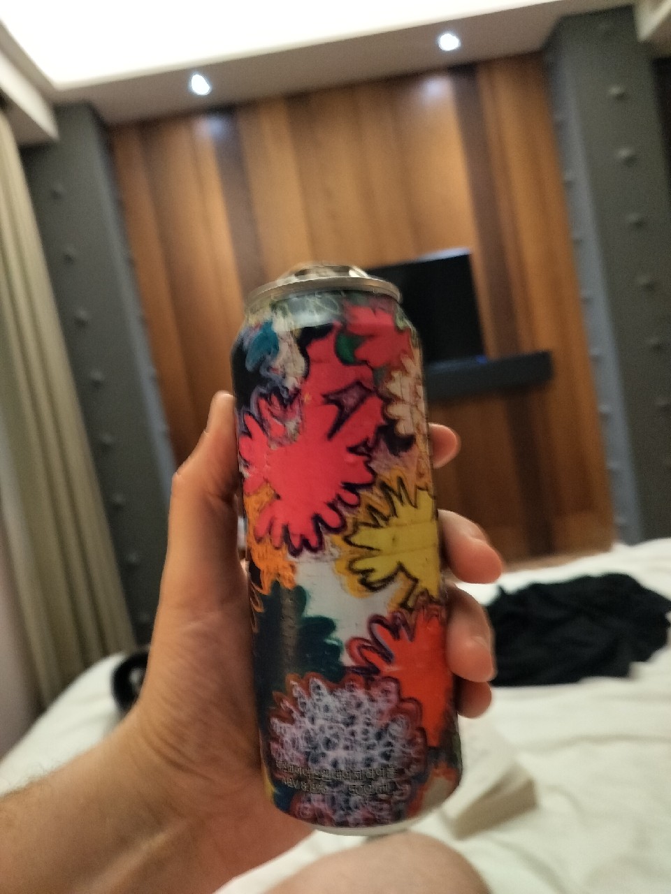 PEACEMINUSONE Daisy / 피스마이너스원 데이지, Taiwan