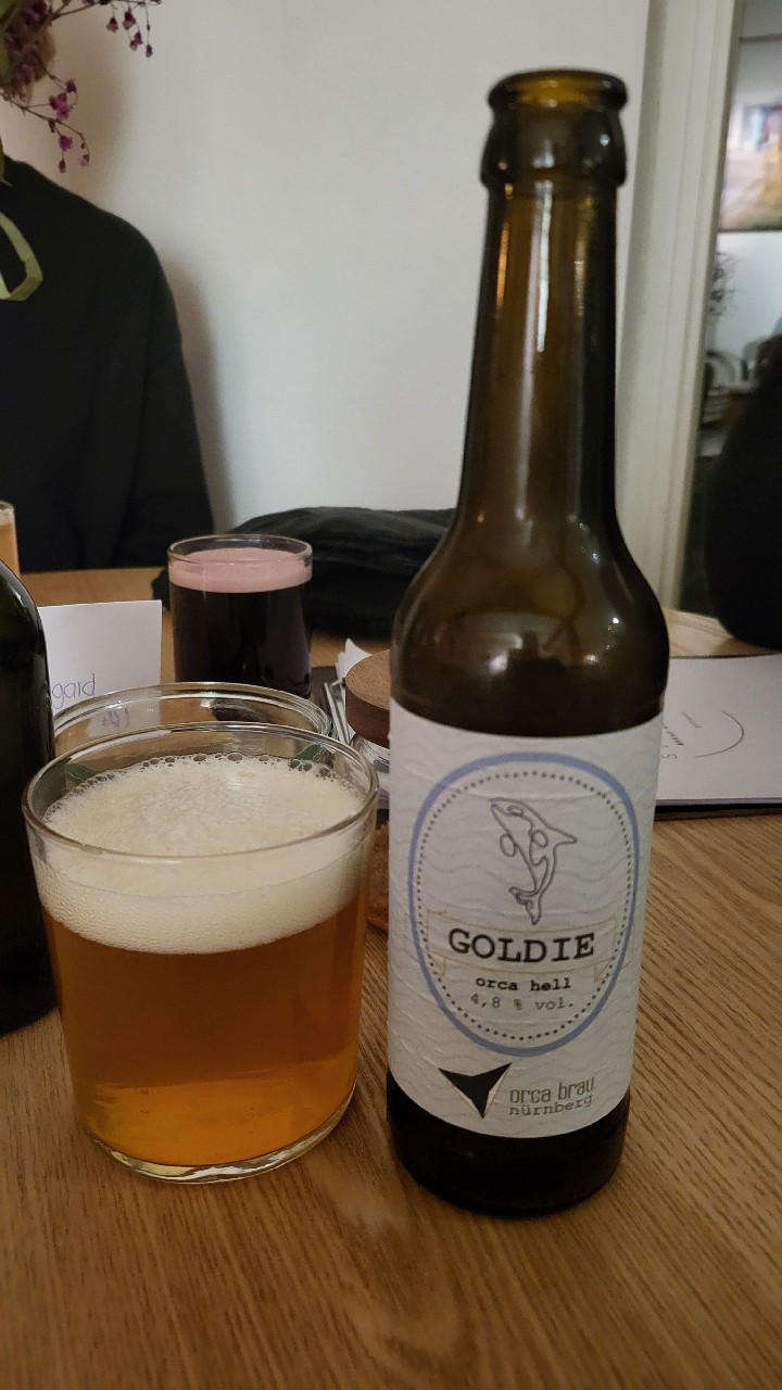 Goldie, Orca Brau