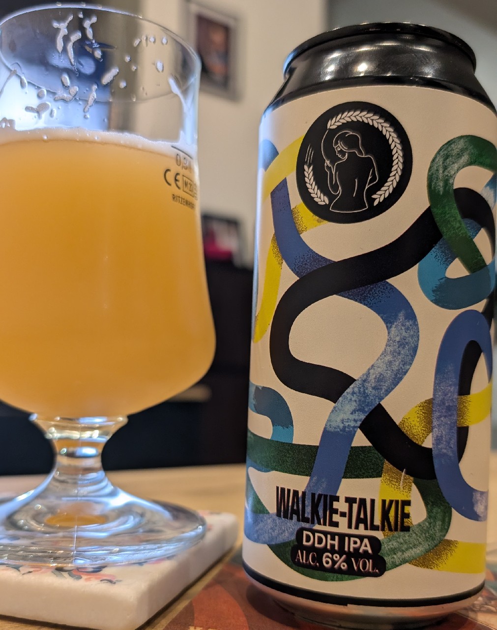 Walkie-talkie, La Superbe