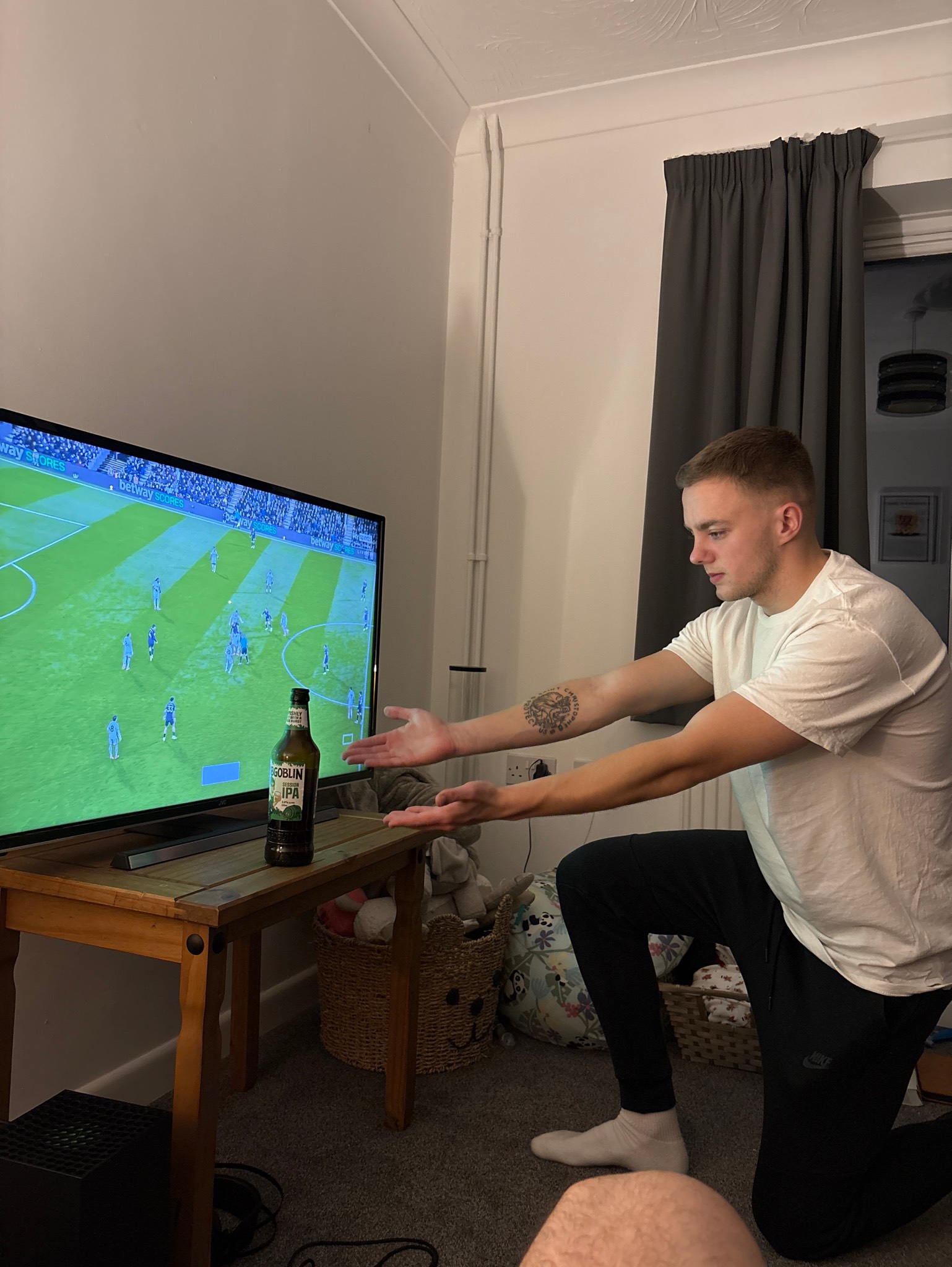 Hobgoblin Session IPA, England