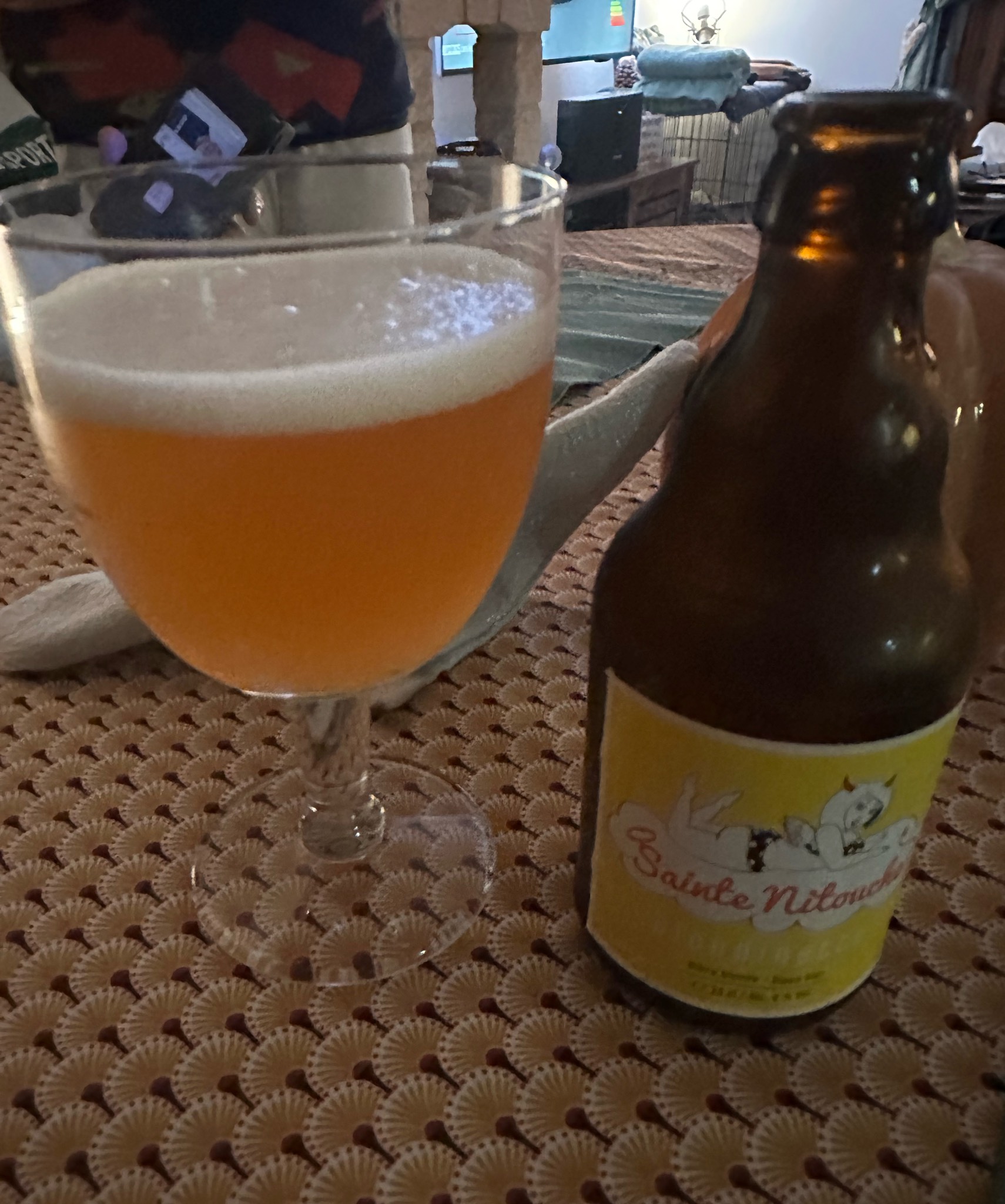 Blondinette, Brasserie De La Croix - Sainte Nitouche