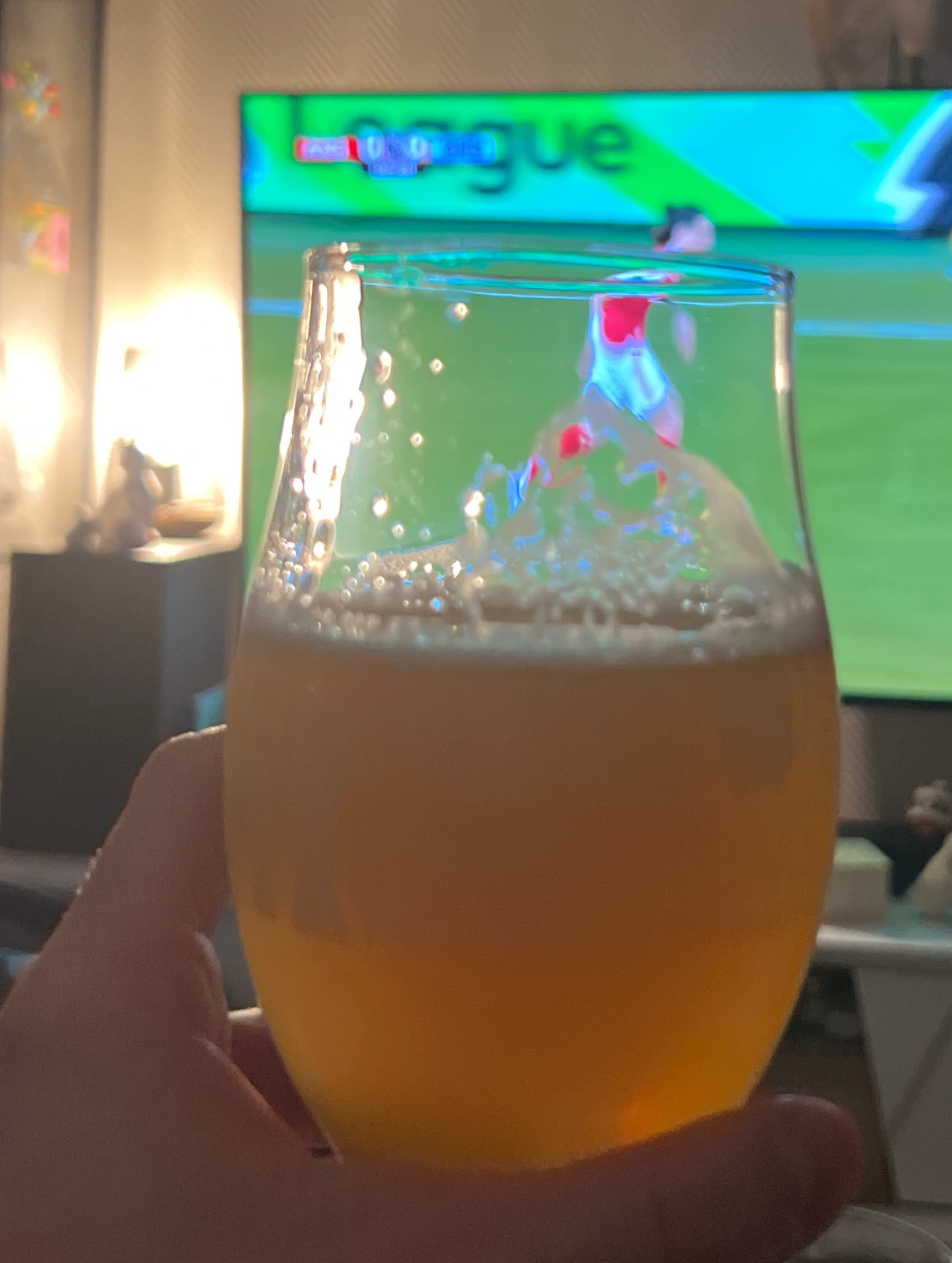 Opposites Attract, Norway