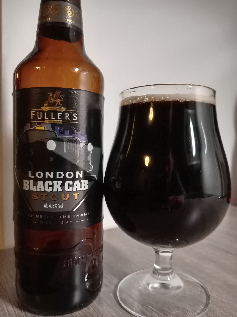 Black Cab, Fuller's Griffin Brewery (Asahi Breweries)