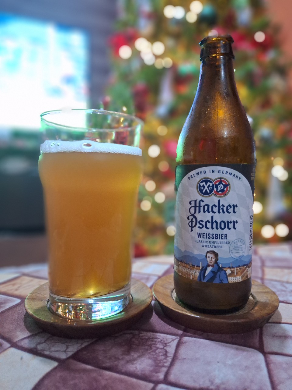 Hacker Pschorr Hefe Weiße / Weissbier, Germany
