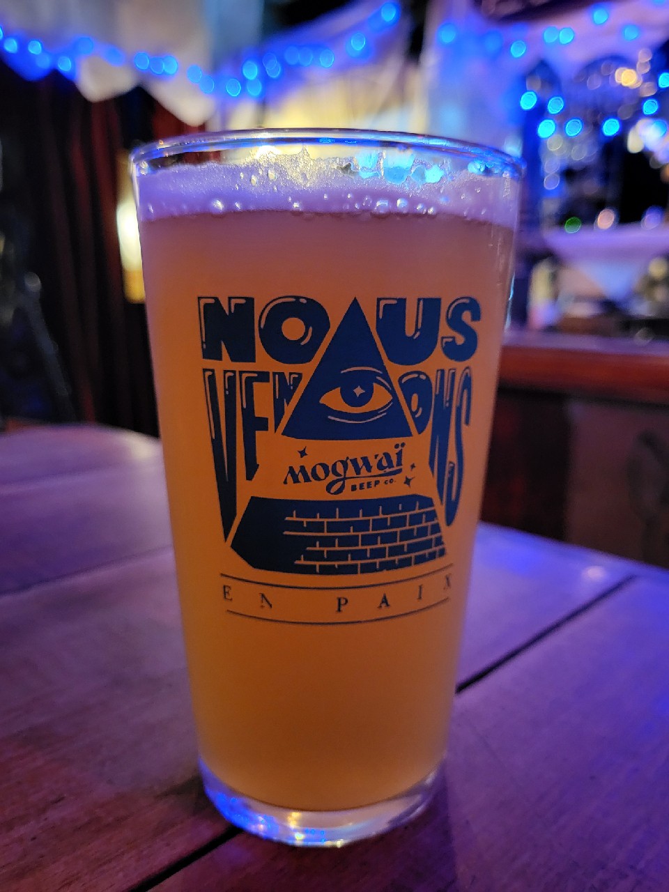 Pelican creek, France