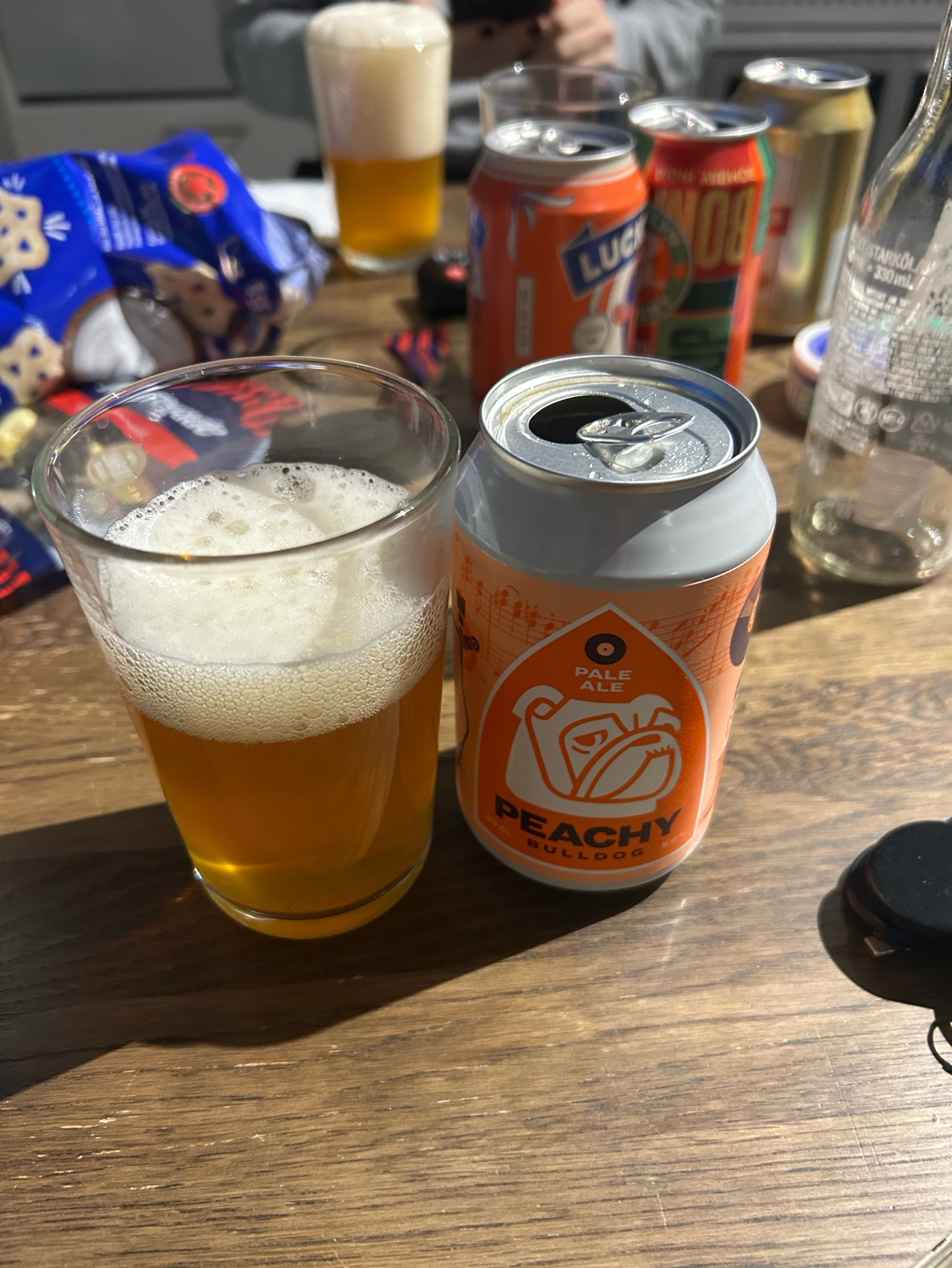 Peachy Bulldog, Sweden