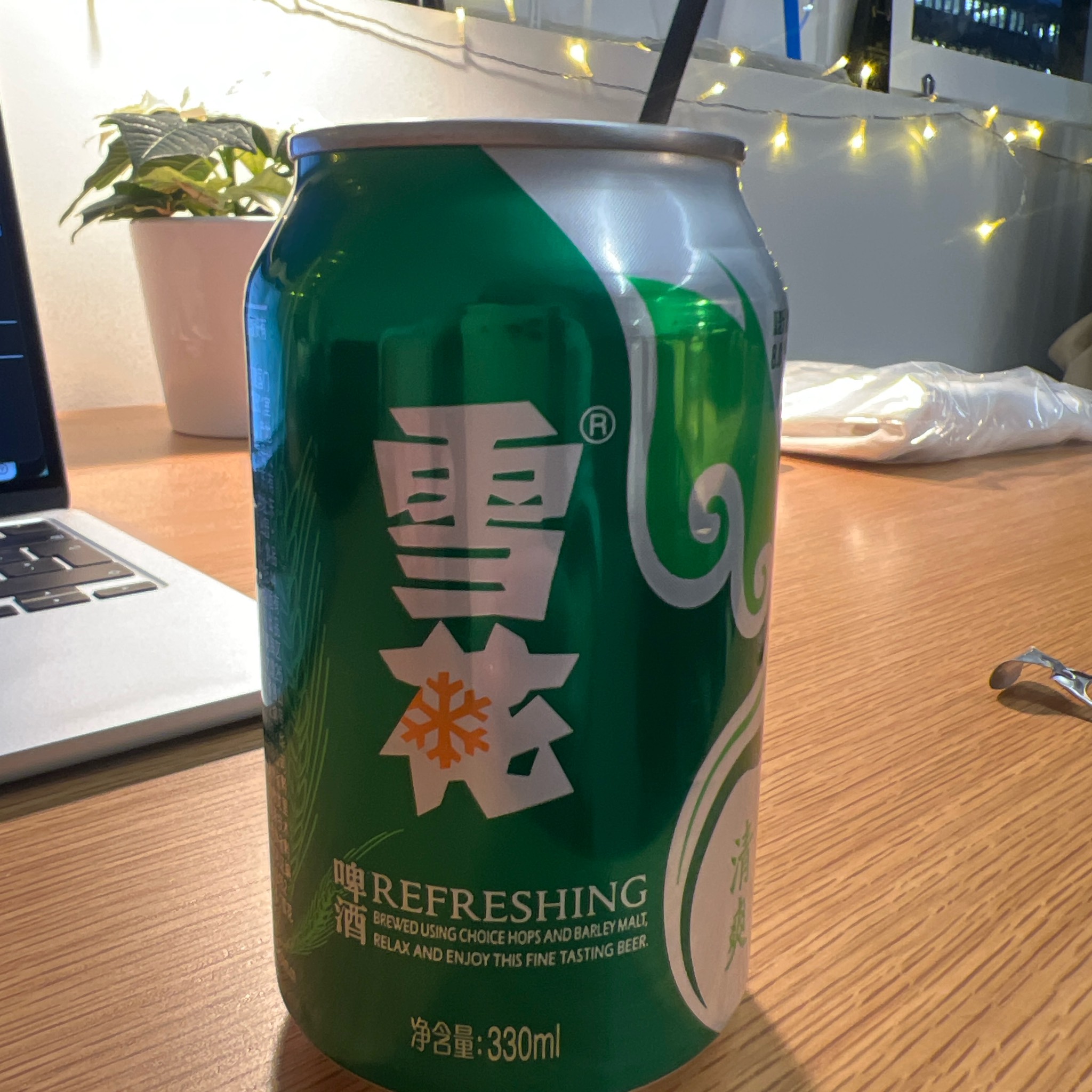 Snow Beer / 雪花啤酒, China Resources Snow Breweries (CRB) (SABMiller) / 雪花啤酒