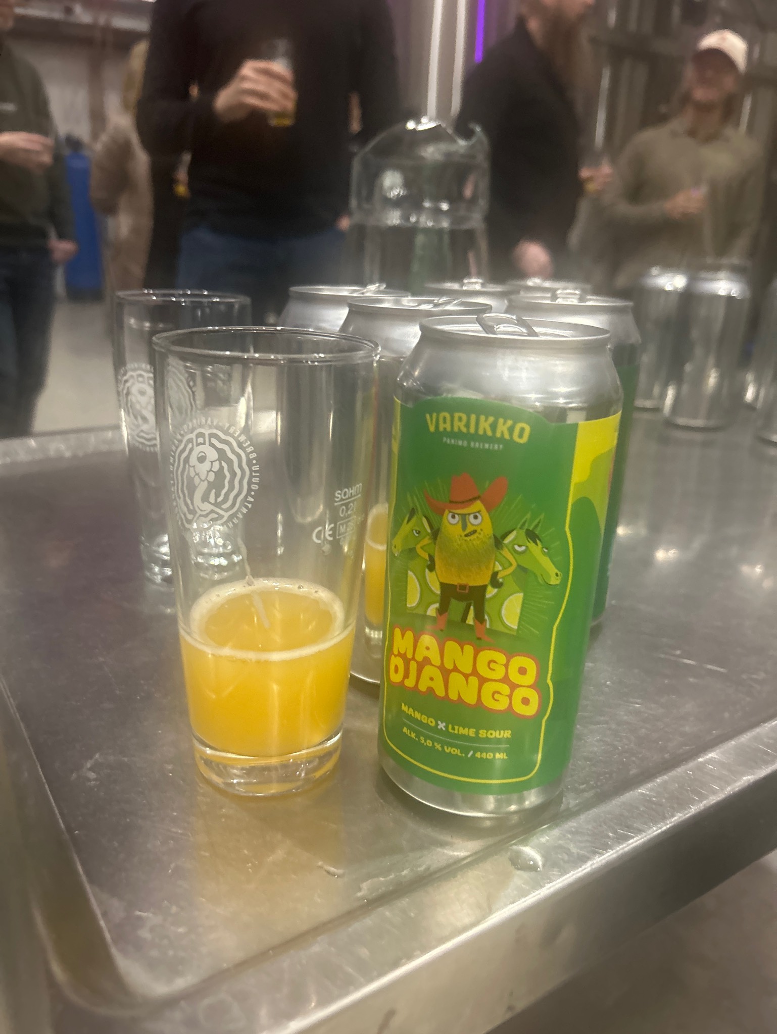 Mango Django, Finland