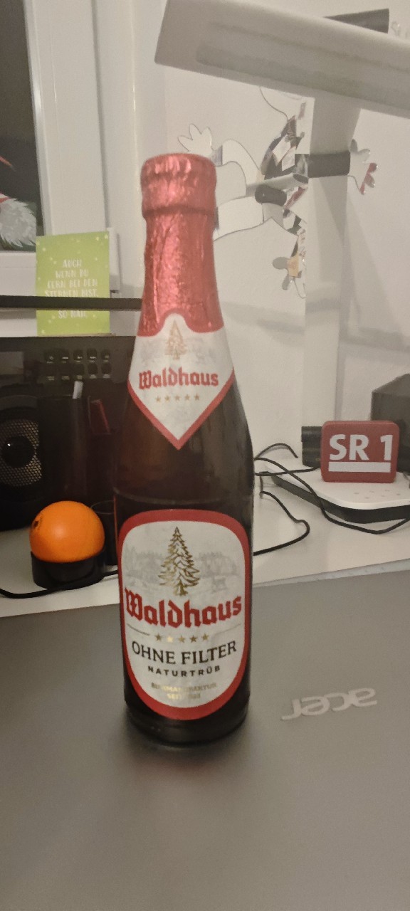 Ohne Filter Naturtrüb, Waldhaus Privatbrauerei