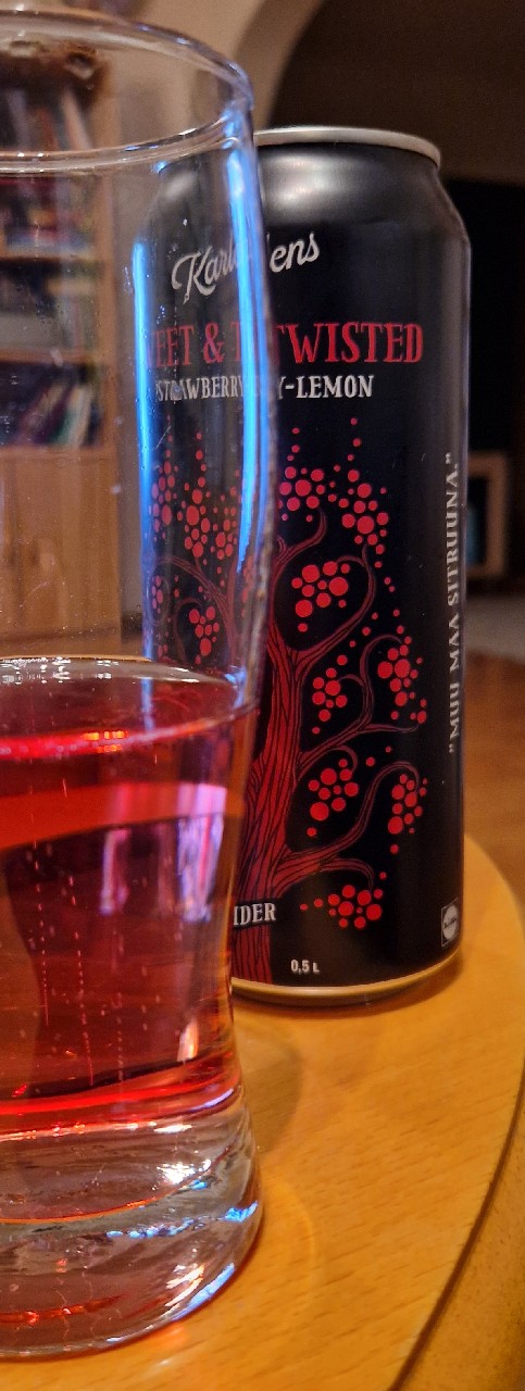 Karlens Sweet & Twisted Strawberry-Lemon, Denmark
