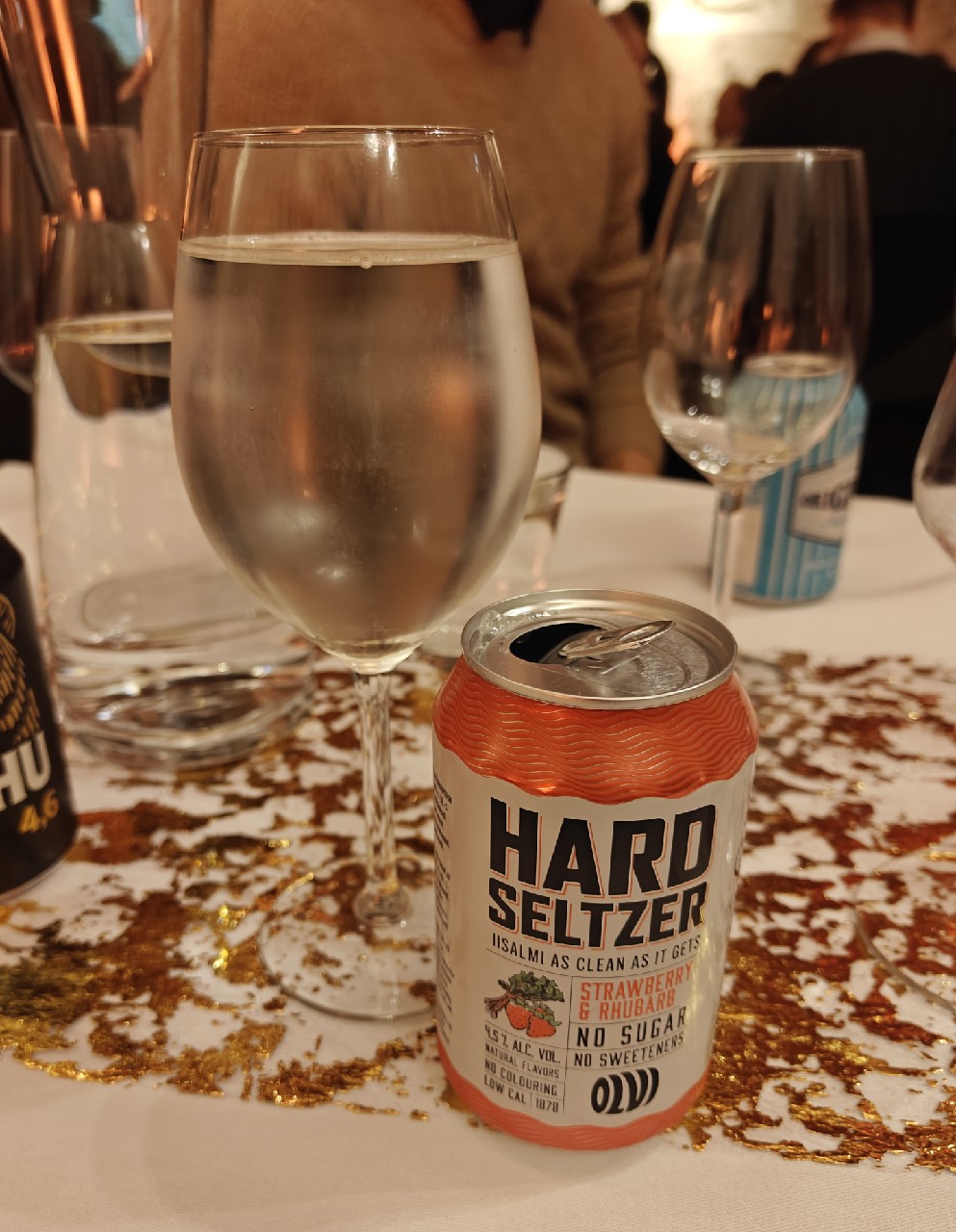 Hard Seltzer Strawberry & Rhubarb, Finland