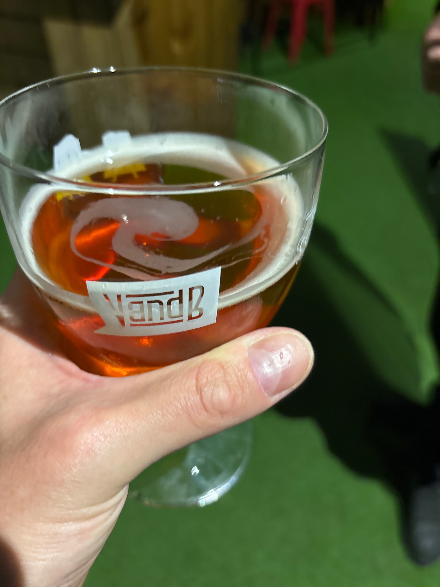 Bush Caractère, Belgium