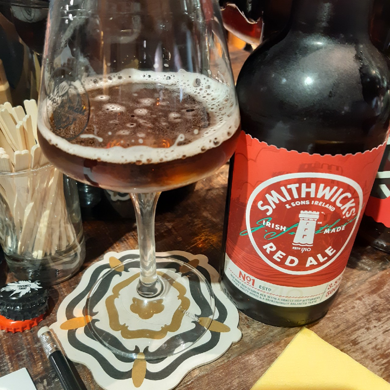 Smithwick's Premium Red Ale / Imported Premium Irish Ale, Ireland