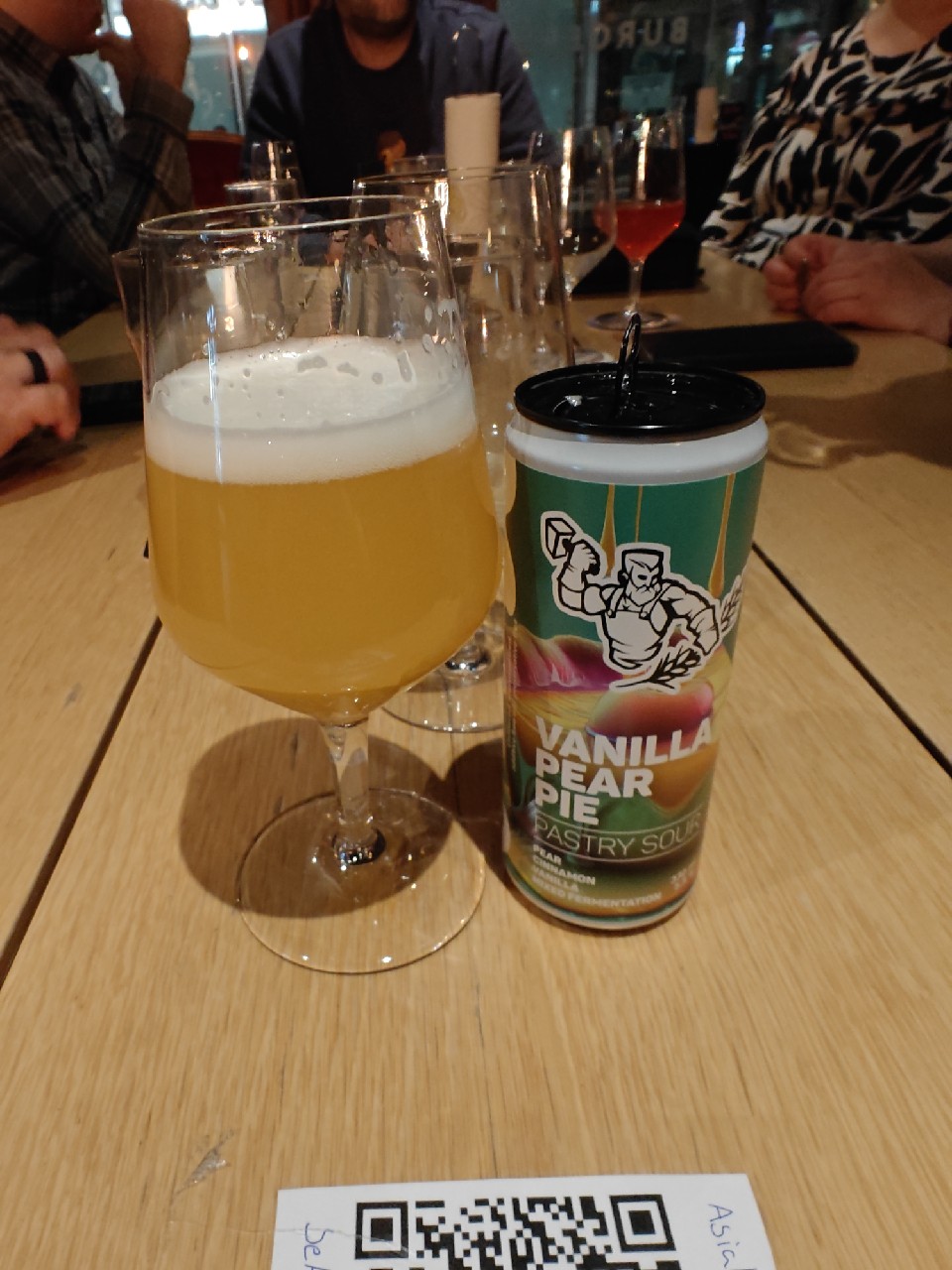 Vanilla Pear Pie, Finland