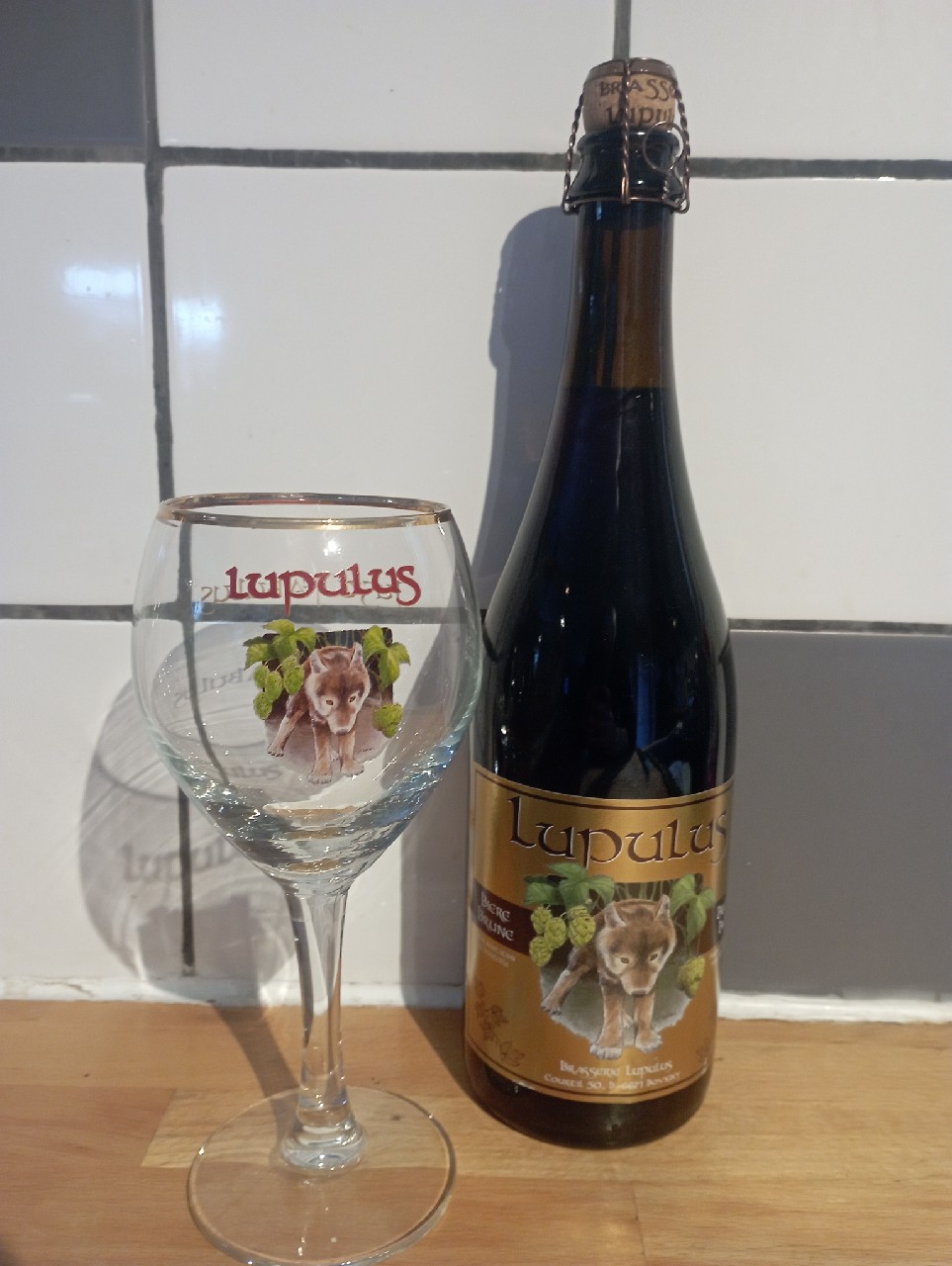 Lupulus Brune, Belgium