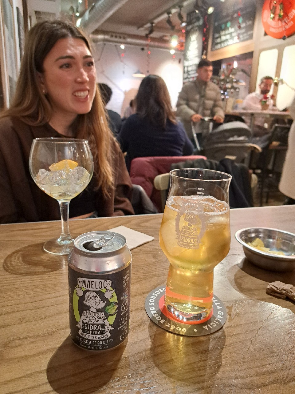 Maeloc Sidra Con Pera, Maeloc