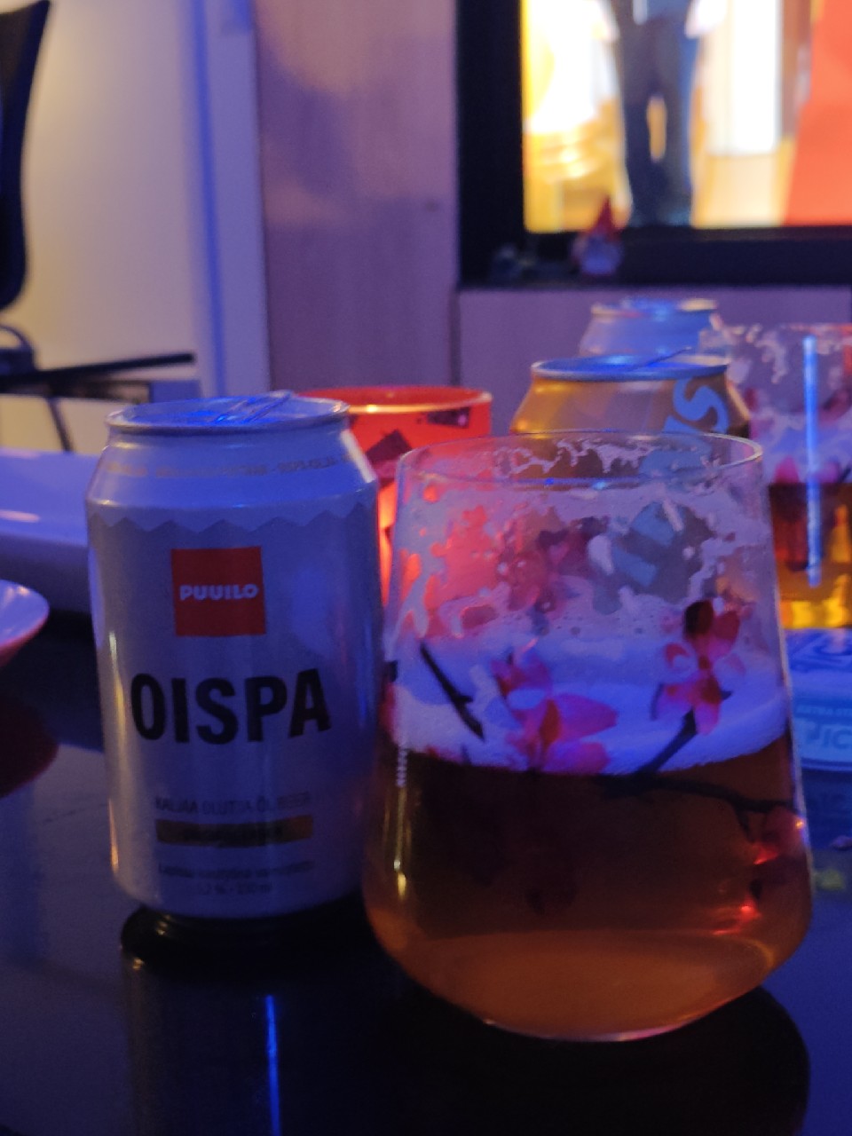 Puuilo oispa, Finland