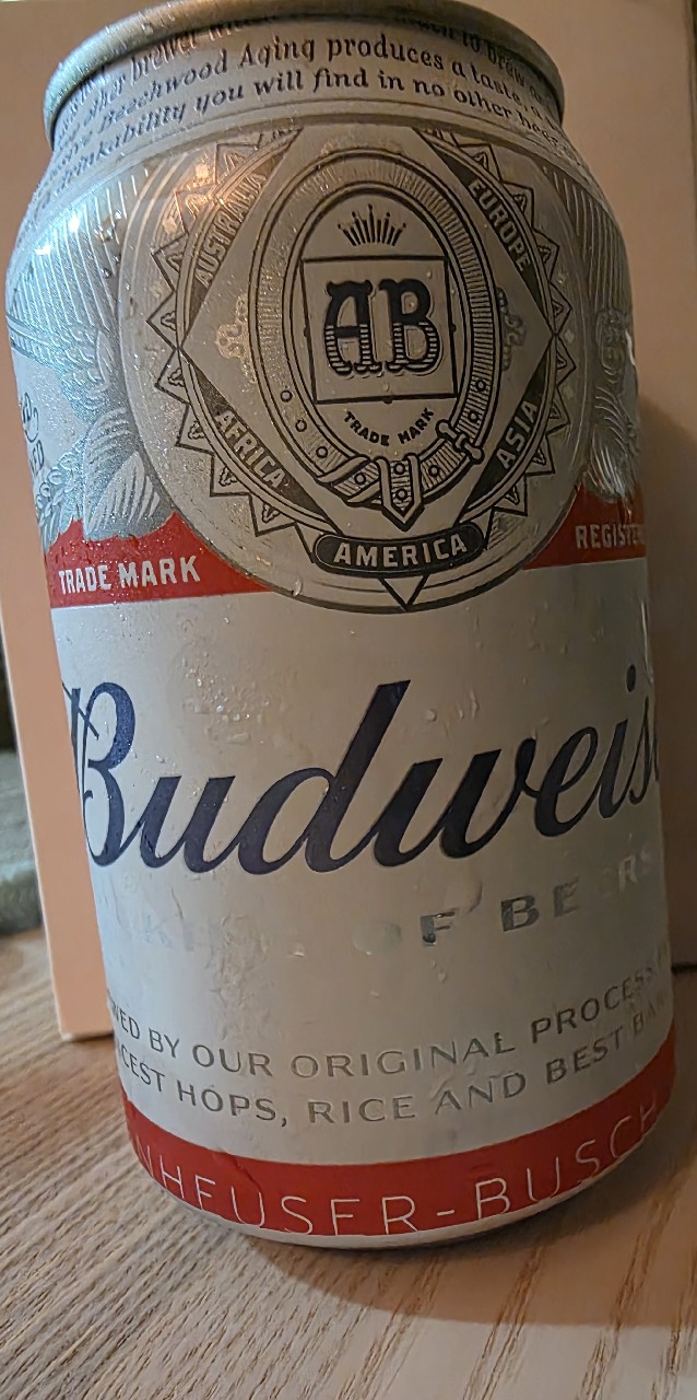 Budweiser / Bud, Anheuser-Busch InBev