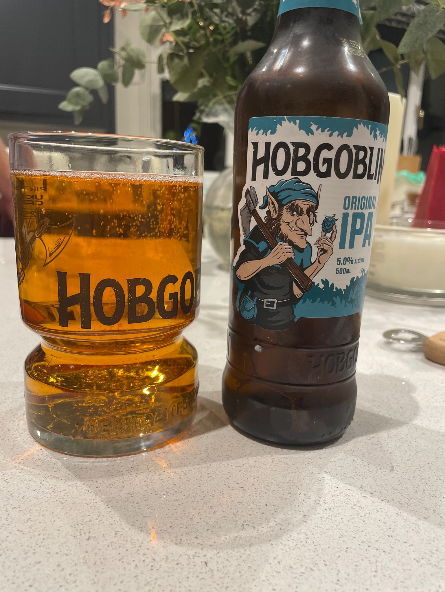 Hobgoblin IPA, Wychwood Brewery (Marston's Brewery)