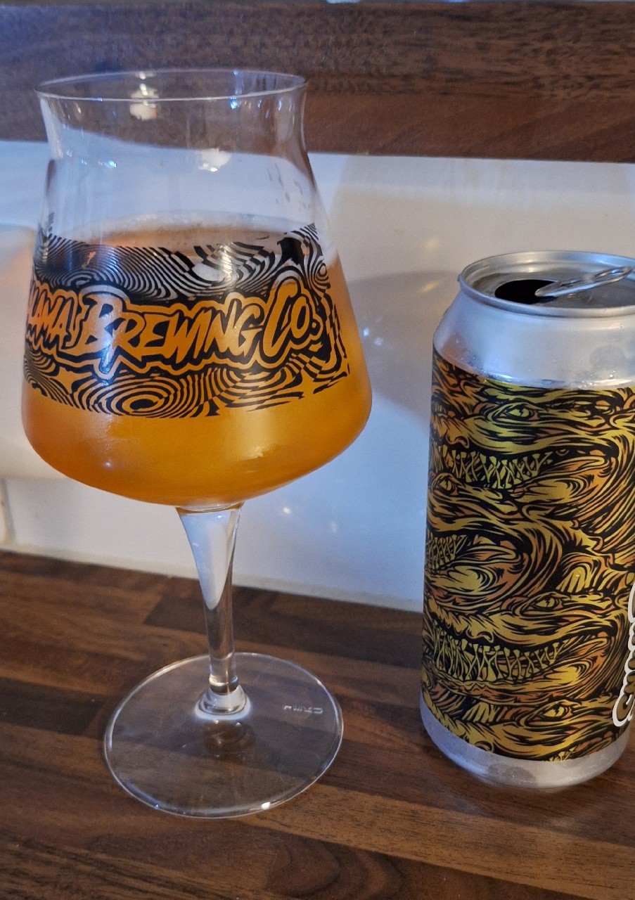 El Cocodrilo, Salama Brewing Company