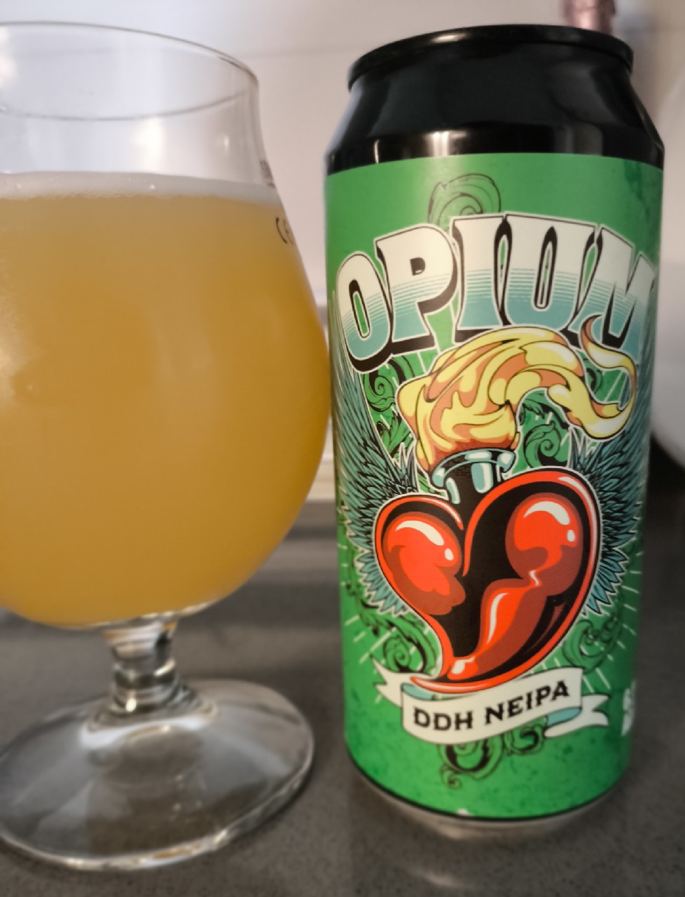 Opium, La Grúa