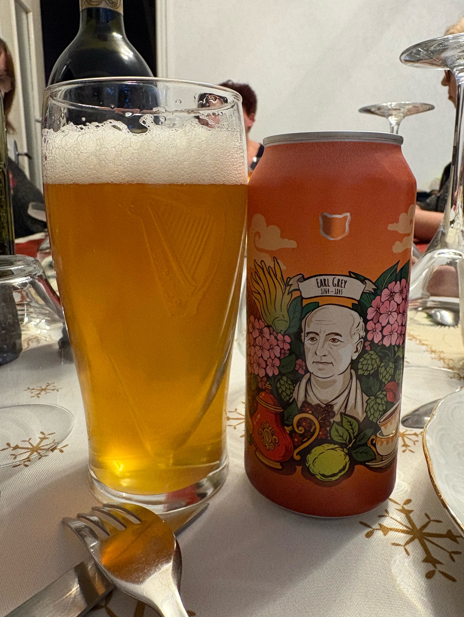 Twisted cat earl grey, Twisted Cat