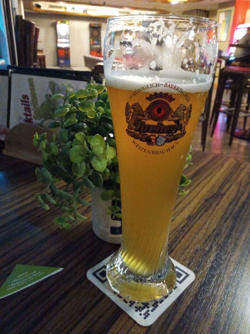 Tucher Helles Hefe Weizen, Germany