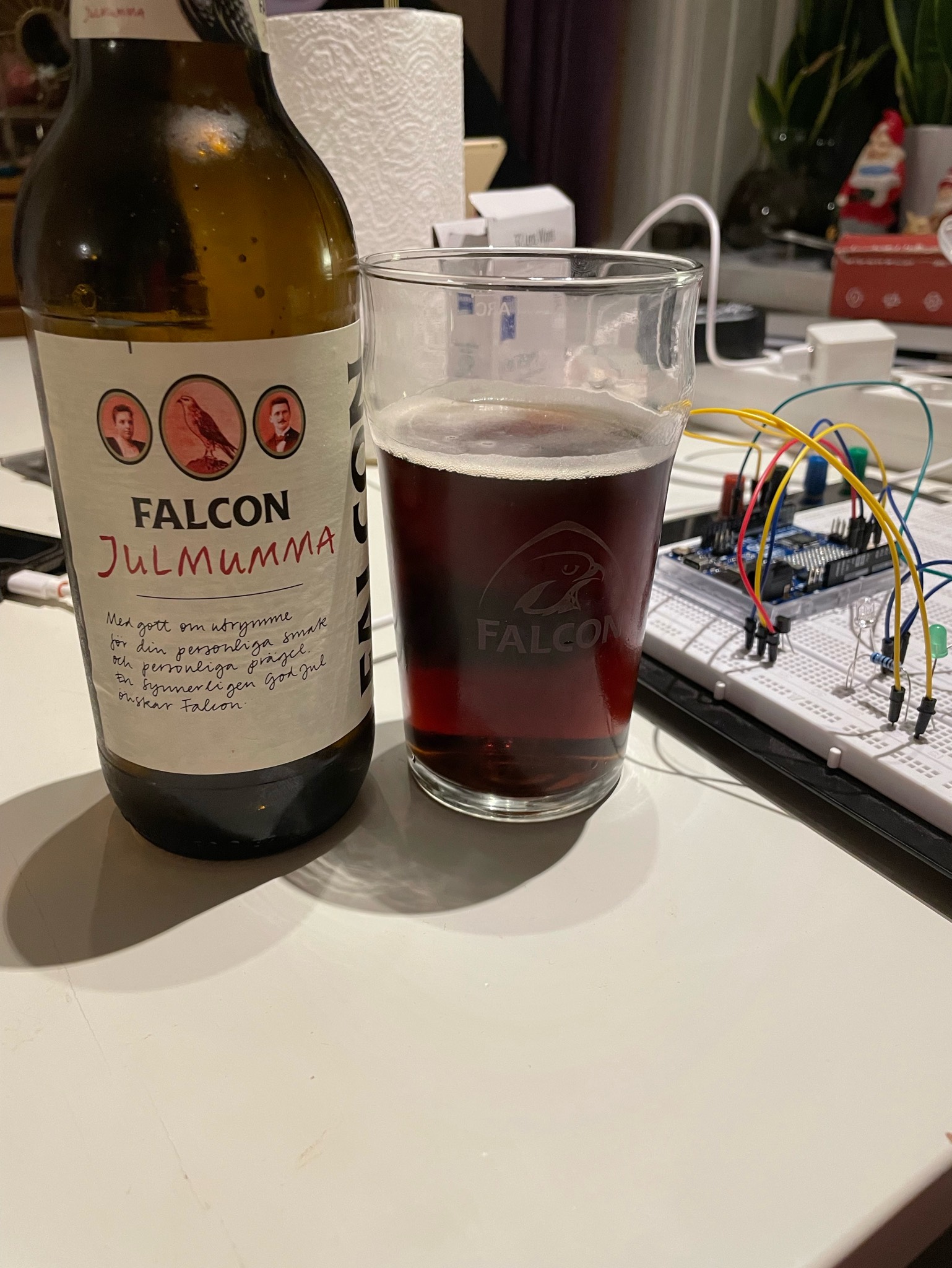 Falcons Julmumma, Sweden