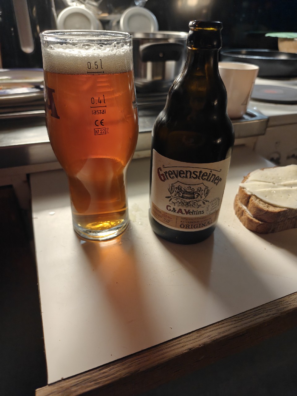 Grevensteiner Original Naturtrübes Landbier, Brauerei C.& A. Veltins
