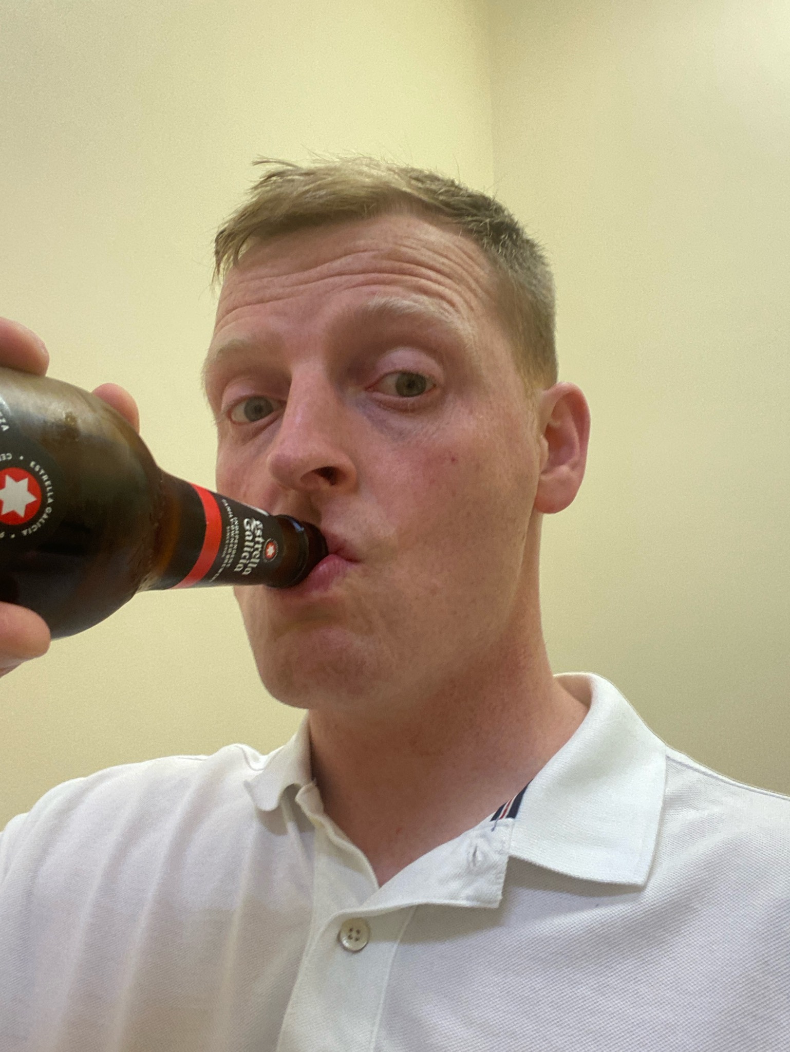 Estrella Galicia Especial, Hijos de Rivera, S.A.U.