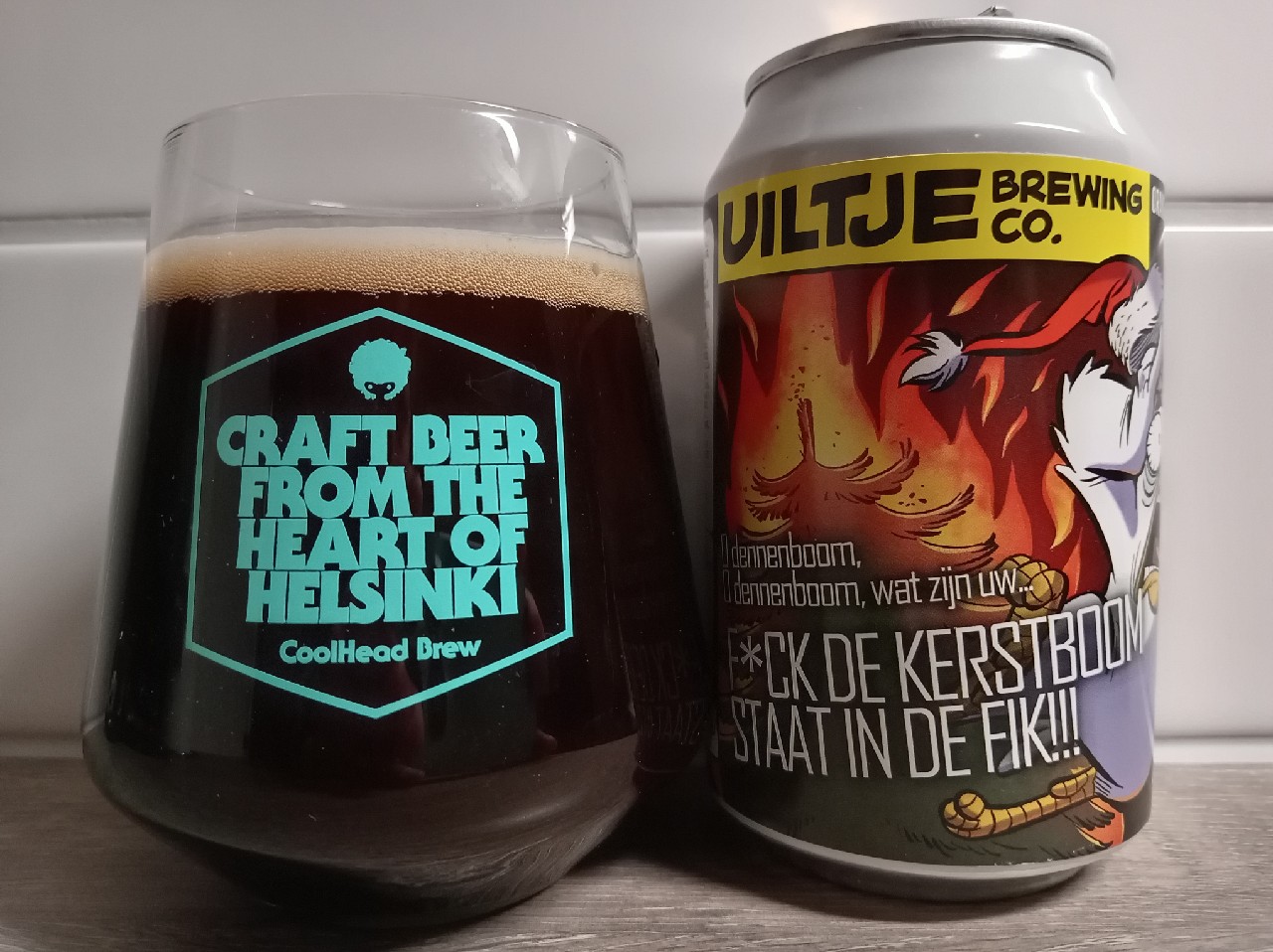 F*ck the Christmas Tree Is On Fire!!! / F*ck de Kerstboom Staat in de Fik!!, Netherlands