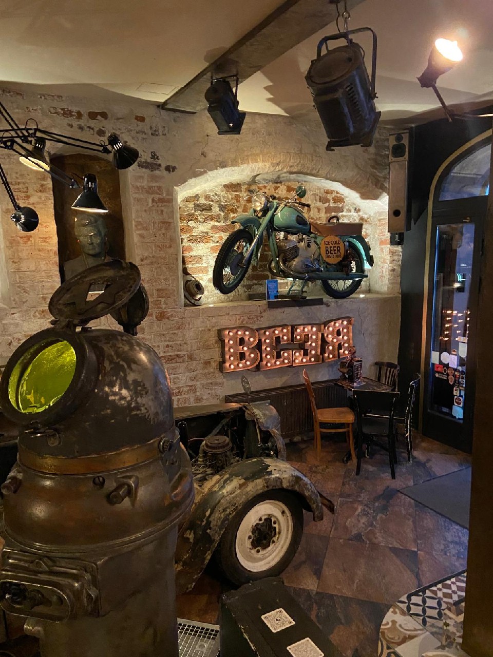 Staburags Tumšais, Lāčplēsis