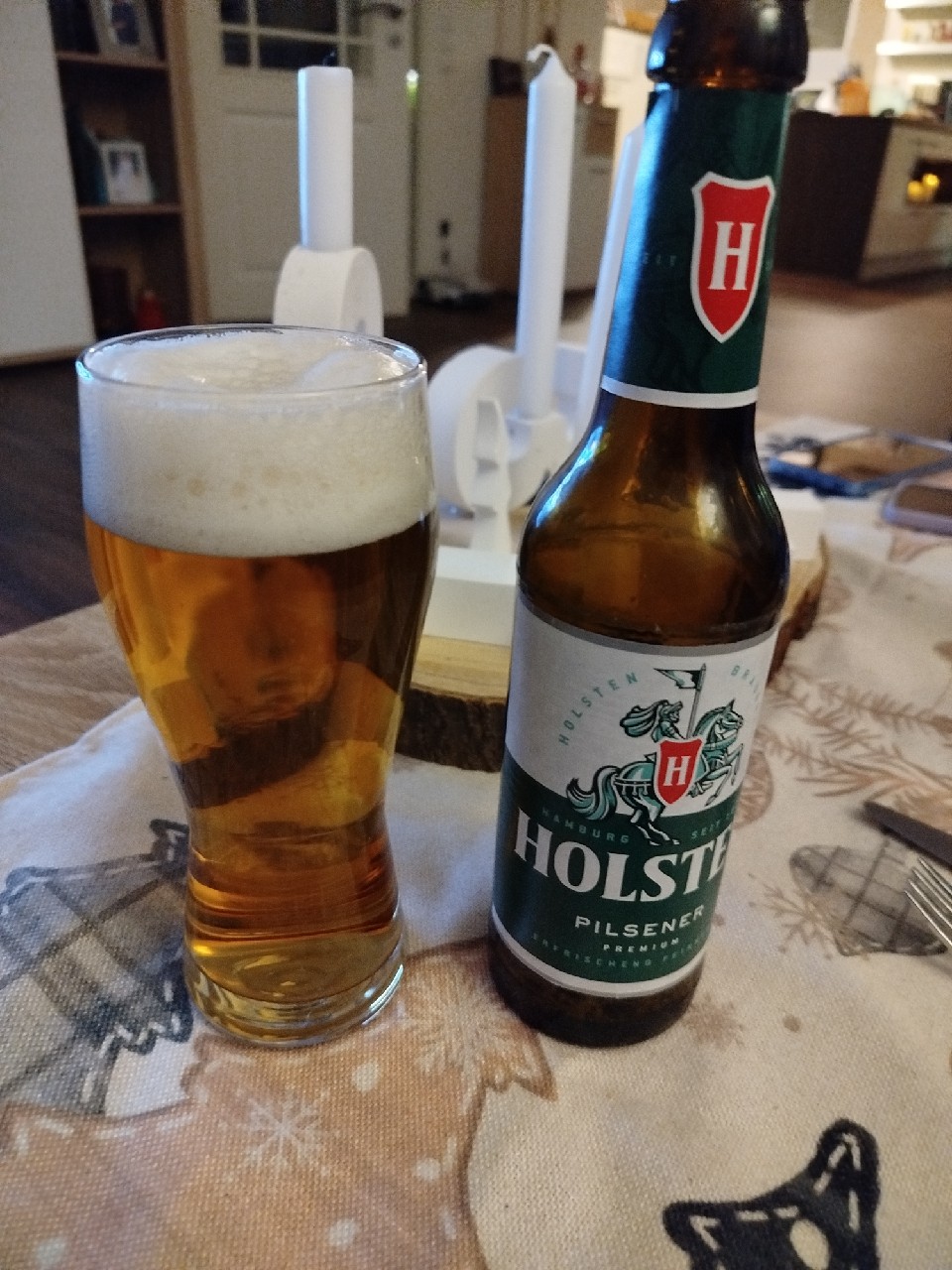 Holsten Pilsener Premium, Holsten-Brauerei (Carlsberg)