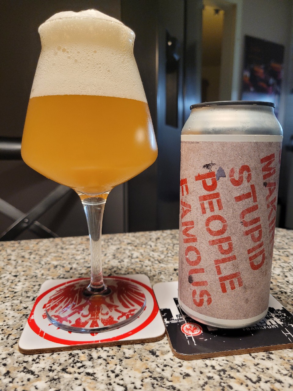 Stop making stupid People famous, Atelier Vrai