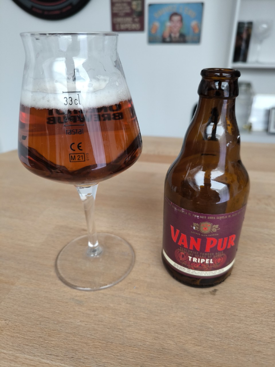 Van Pur Tripel, Poland