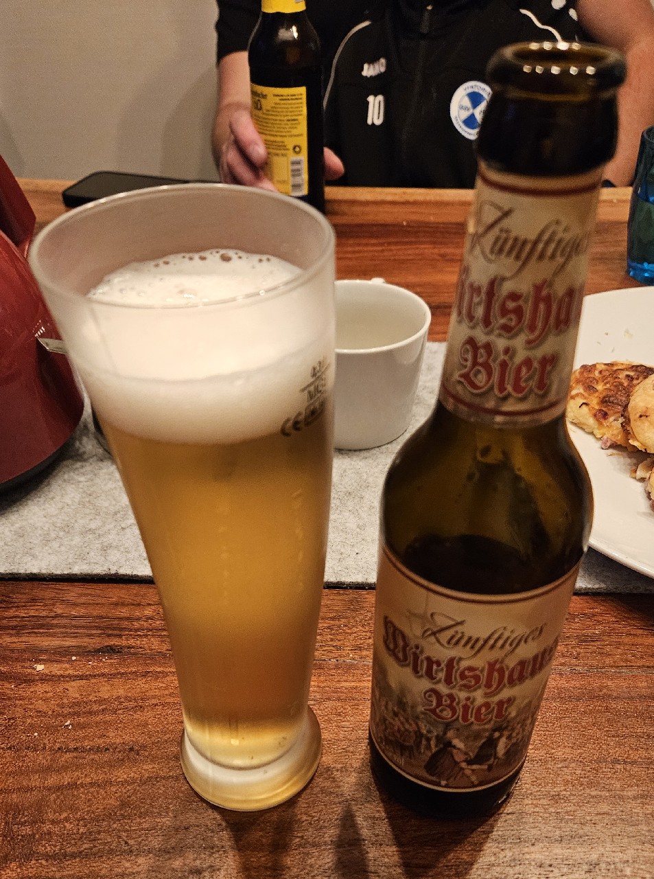 Zünftiges Wirtshaus Bier, Privatbrauerei Hösl