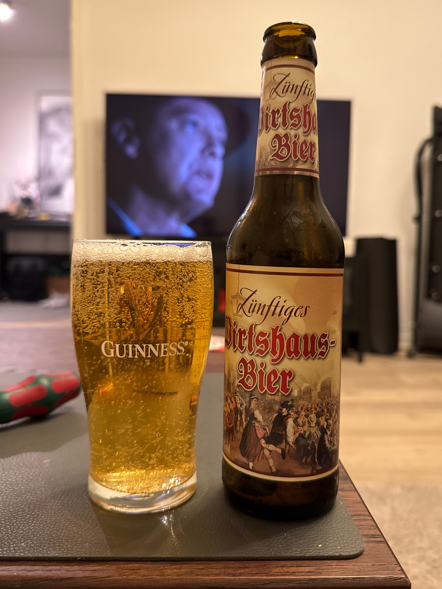 Zünftiges Wirtshaus Bier, Privatbrauerei Hösl