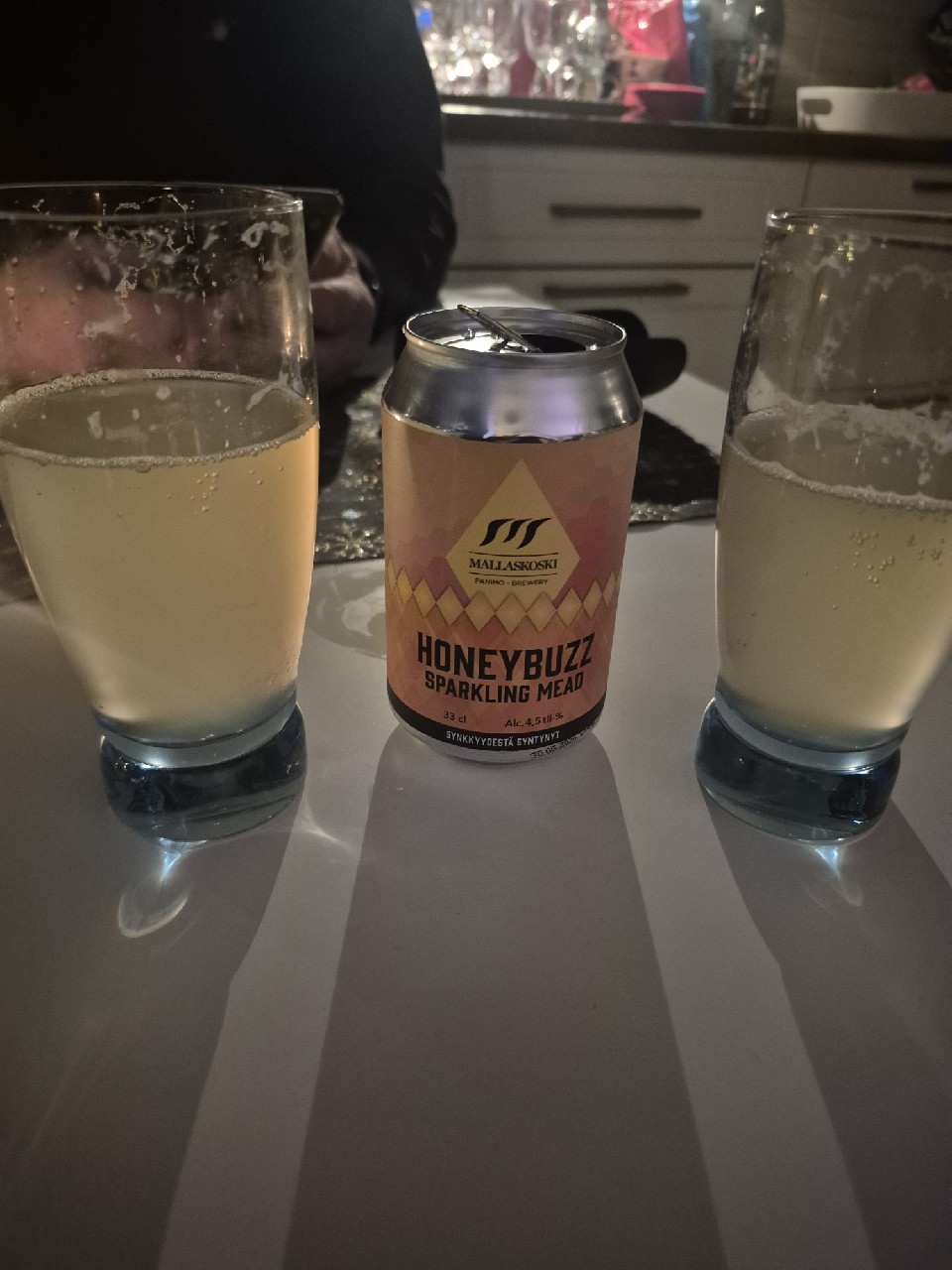 HoneyBuzz Sparkling Mead, Finland
