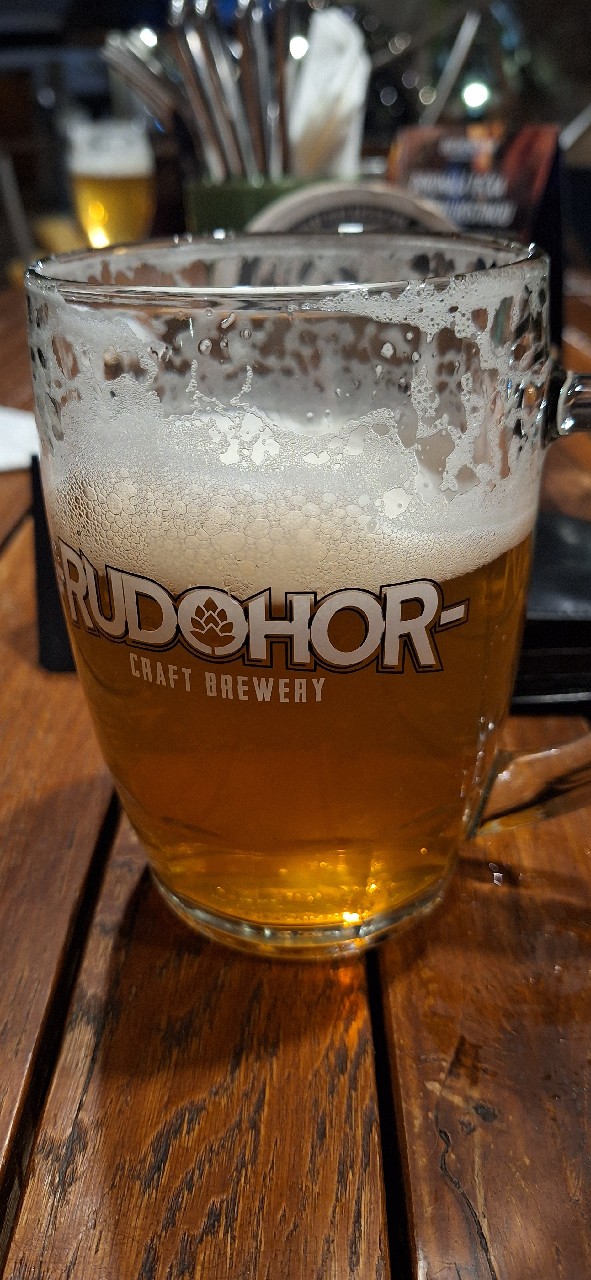 Rudohor Svatecni Lezak, rudohor