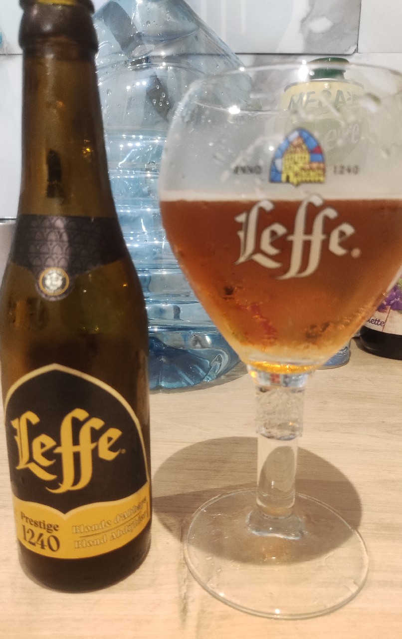 Leffe Prestige 1240, Abbaye de Leffe (AB InBev)