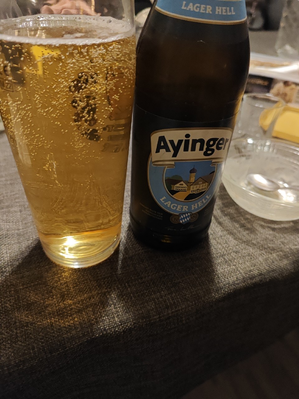 Ayinger Lager Hell, Ayinger Privatbrauerei